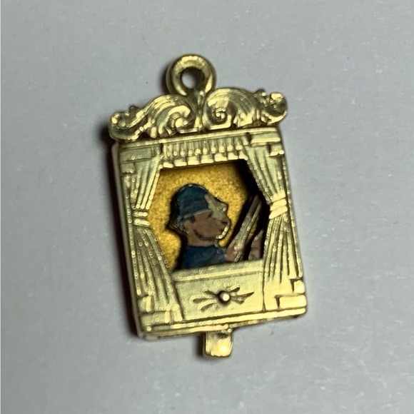 14K Yellow Gold Articulated 3D Punch and Judy Theater Charm Pendant Antique? - Picture 2 of 11